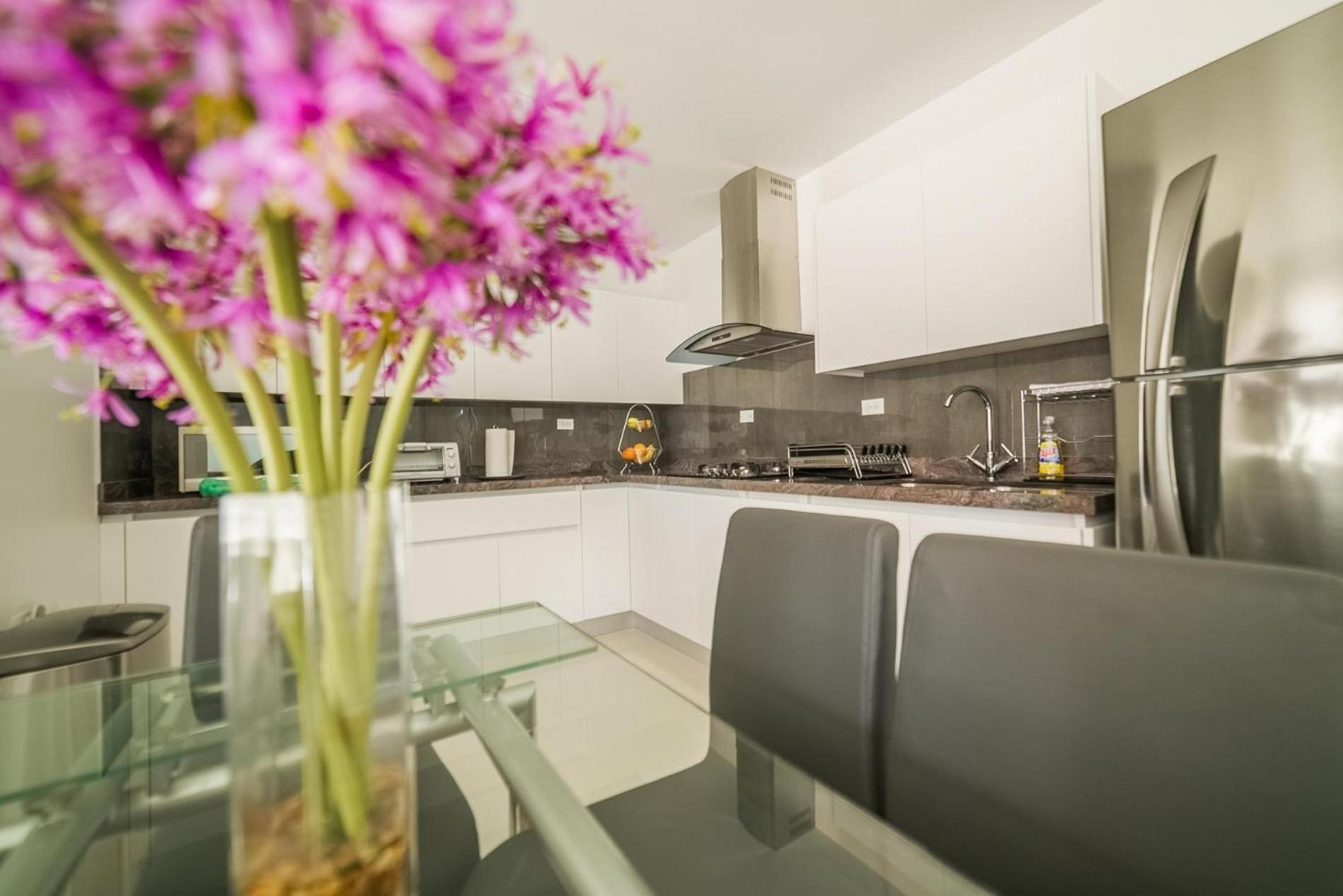 Koyari Modern Condos 9Br 7Ba Sleeps 26 W/ Pool And Roof Deck Palm Beach Exteriör bild