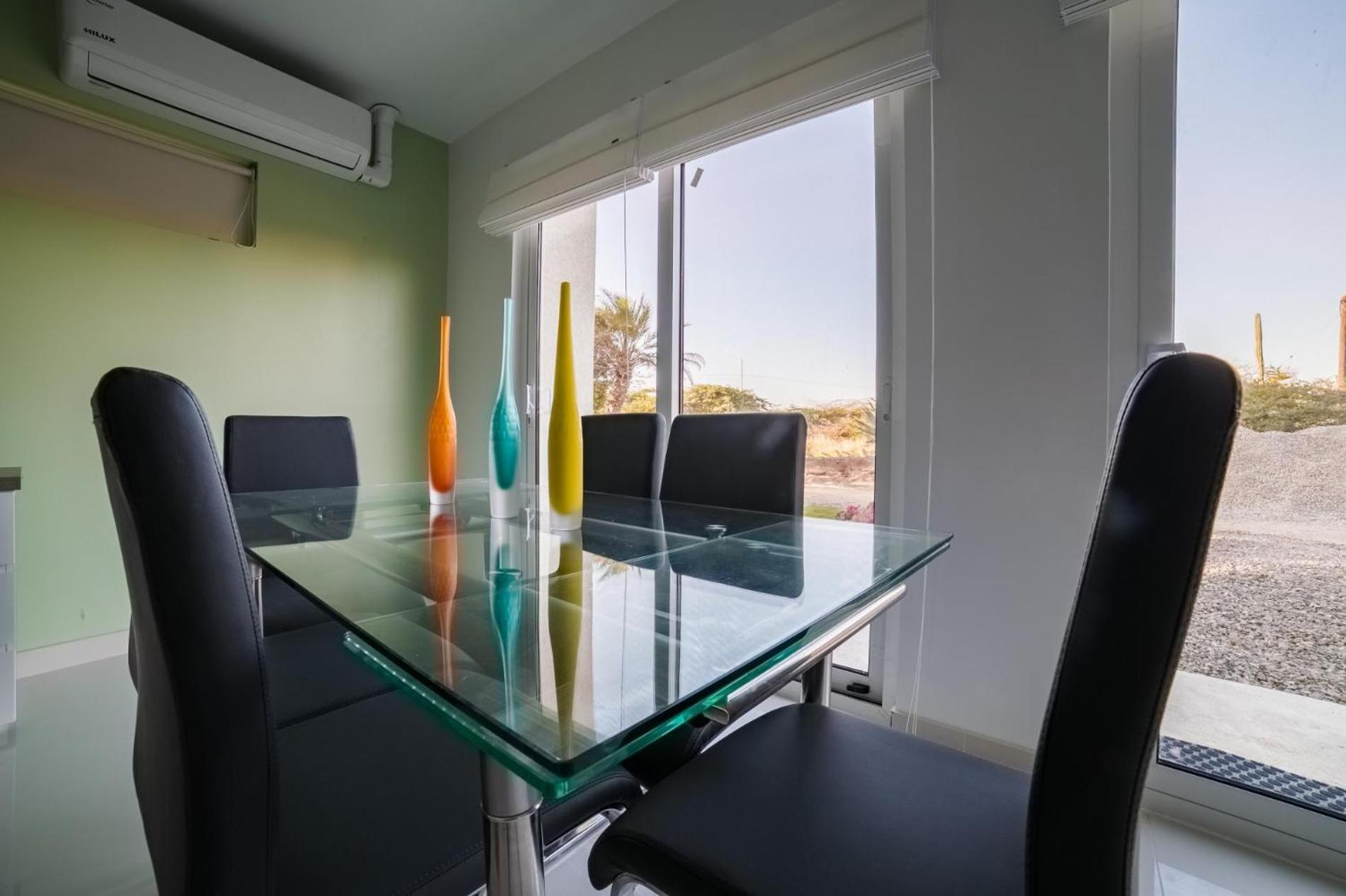 Koyari Modern Condos 9Br 7Ba Sleeps 26 W/ Pool And Roof Deck Palm Beach Exteriör bild