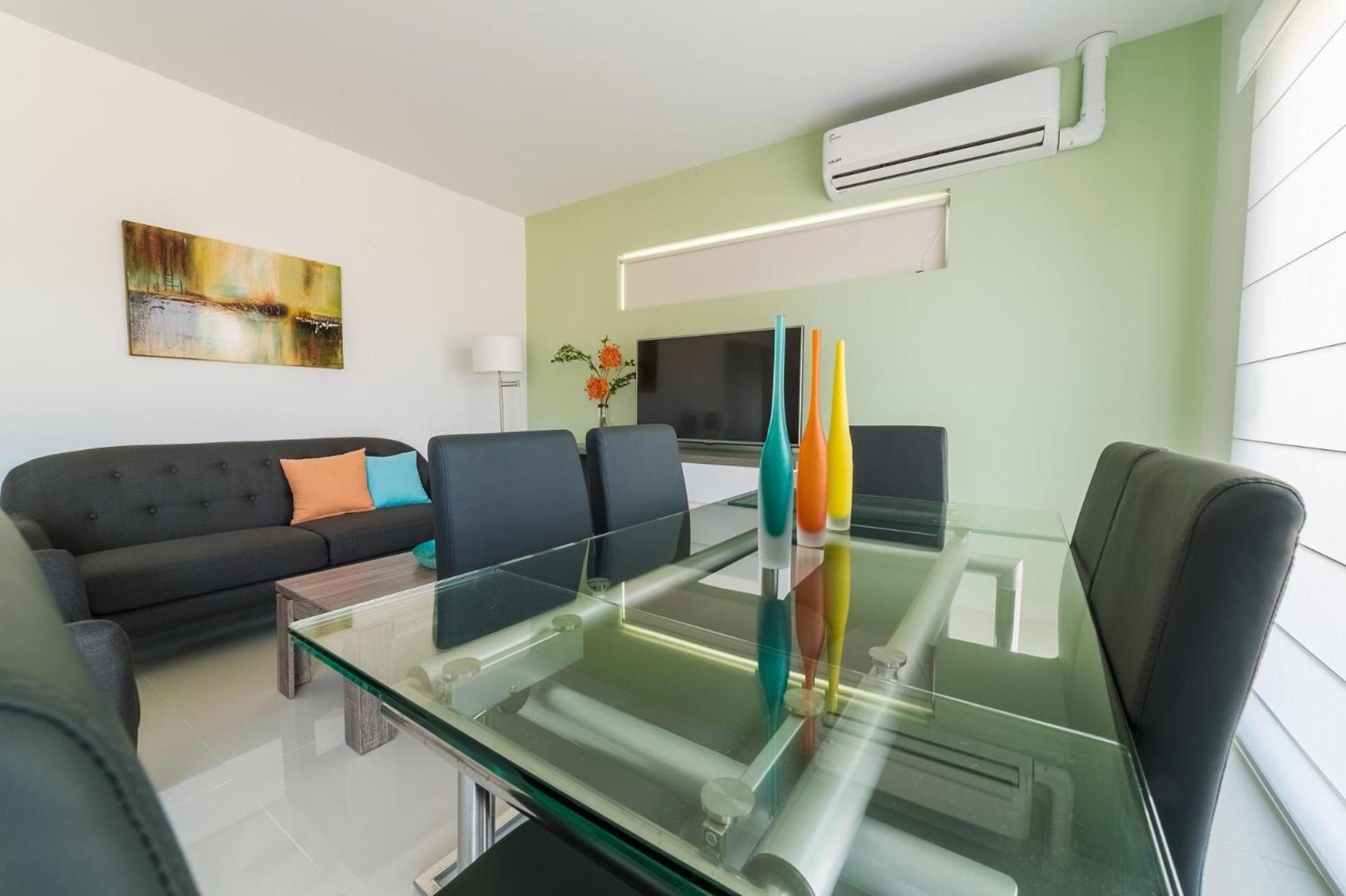 Koyari Modern Condos 9Br 7Ba Sleeps 26 W/ Pool And Roof Deck Palm Beach Exteriör bild